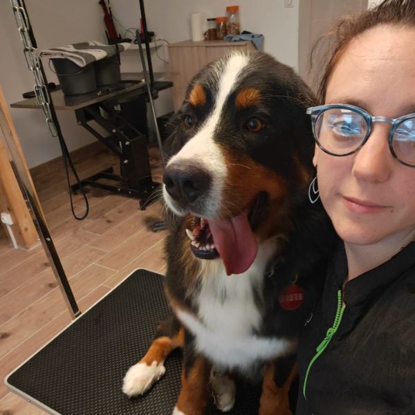 cindy vidot saint paul les dax poils aux pattes av ec un chien